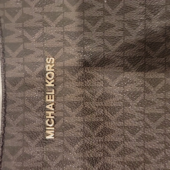 Michael Kors Jet Set Travel Large Logo Messenger Bag~EUC - Picture 5 of 16
